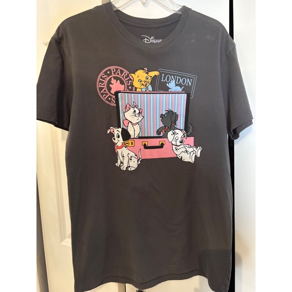 Disney Other - Disney "Paris London" Puppy & Kitten Graphic T-Shirt –‎ 100% Cotton – Size M